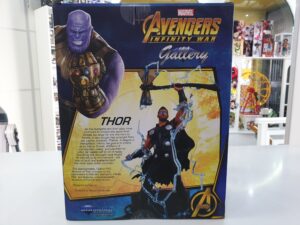 DIORAMA THOR CON STORMBREAKER MARVEL GALLERY