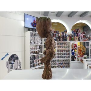 BABY GROOT FIGURA 76CM ESPUMA Y LATEX NECA