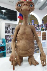 E.T EL EXTRATERRESTRE ESCALA REAL 90CM