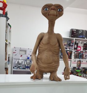 E.T EL EXTRATERRESTRE ESCALA REAL 90CM