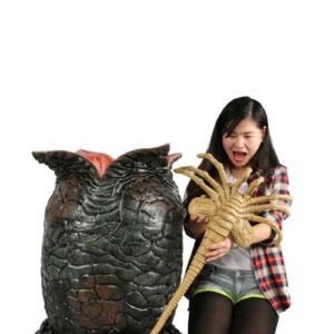 HUEVO Y FACEHUGGER ALIEN REPLICA LATEX Y GOMAESPUMA 91 CM TAMAÑO REAL CON LUZ ALIEN